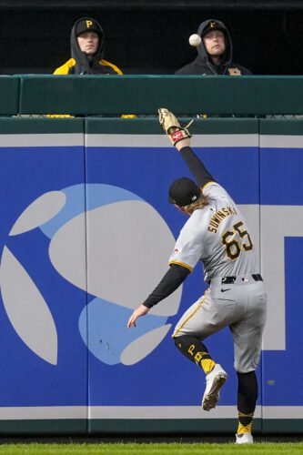 Bucs’ pitchers struggle against Nats’ Gallo